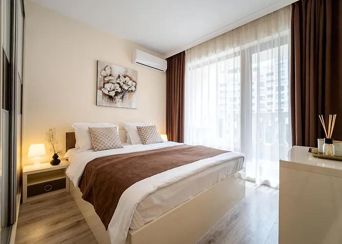 Summertime In South Bay וארנה